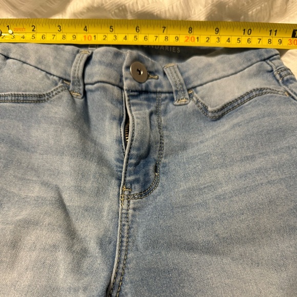 NoBo No Boundries Frayed Bottom Hem Light Wash Soft Stretch Straight Slim Jeans - Picture 6 of 7